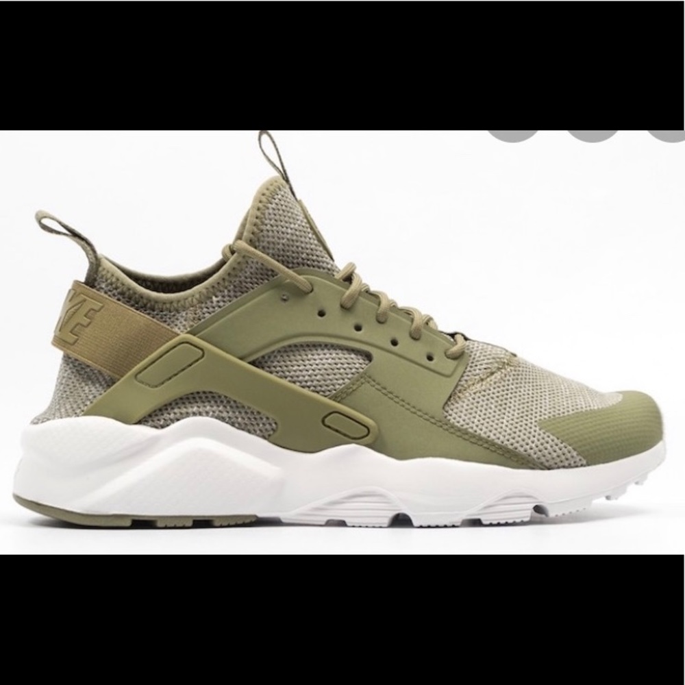 Olive Green Nike Air Huaraches wide width